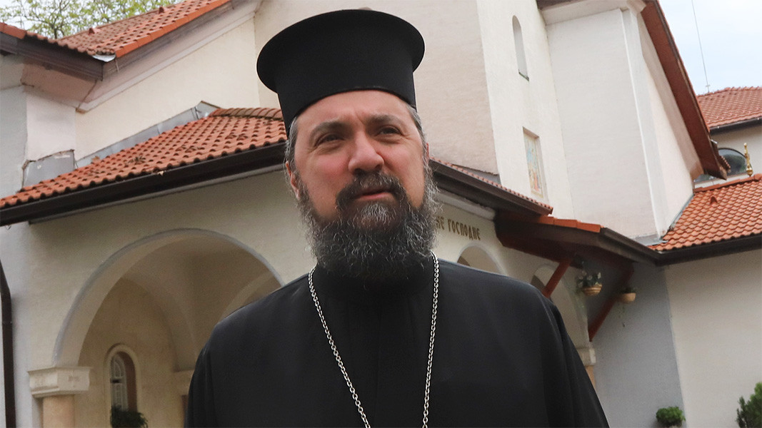 Papaz Vasiliy Saryan