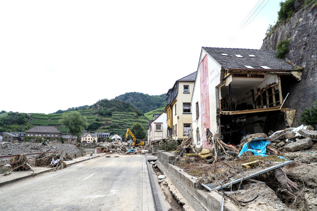  фотография: ЕПА/БГНЕС 