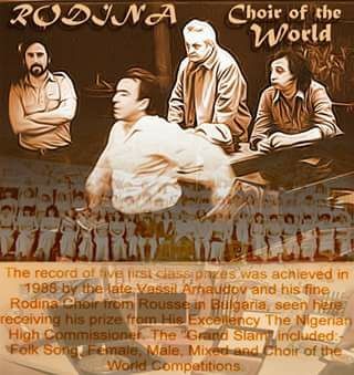  Екипът на хор „ Родина “: Пламен Георгиев, проф. Васил Арнаудов, Георги Делиганев и Христо Стоев (отляво надясно) 