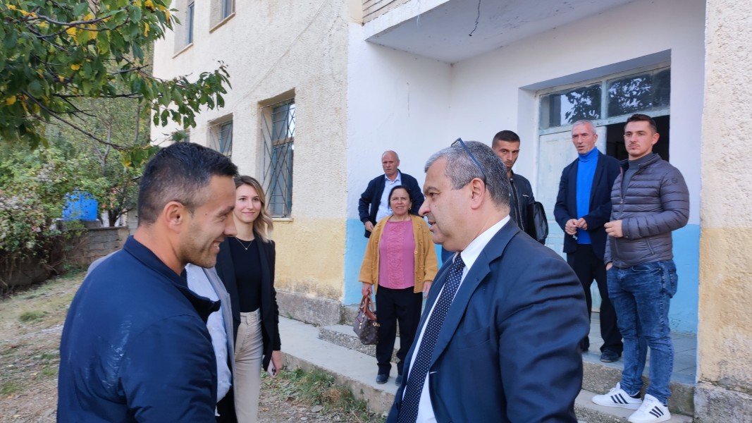 Lyabdrim with the Bulgarian Ambassador to Albania Ivaylo Kirov.