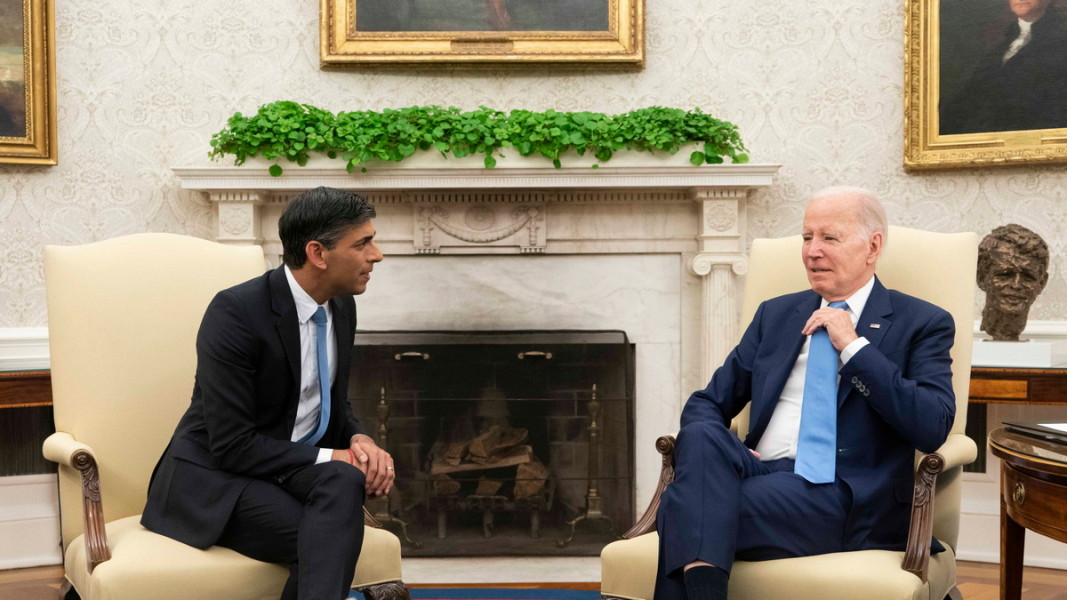 Риши Сунак и Джо Байдън в Белия дом  Снимка: ЕПА/БГНЕС