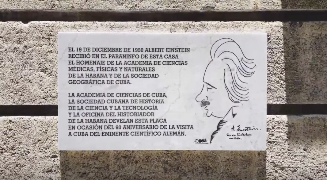 The memorial plaque about Albert Einstein's visit to the Cuban Academy of Sciences, in 1930