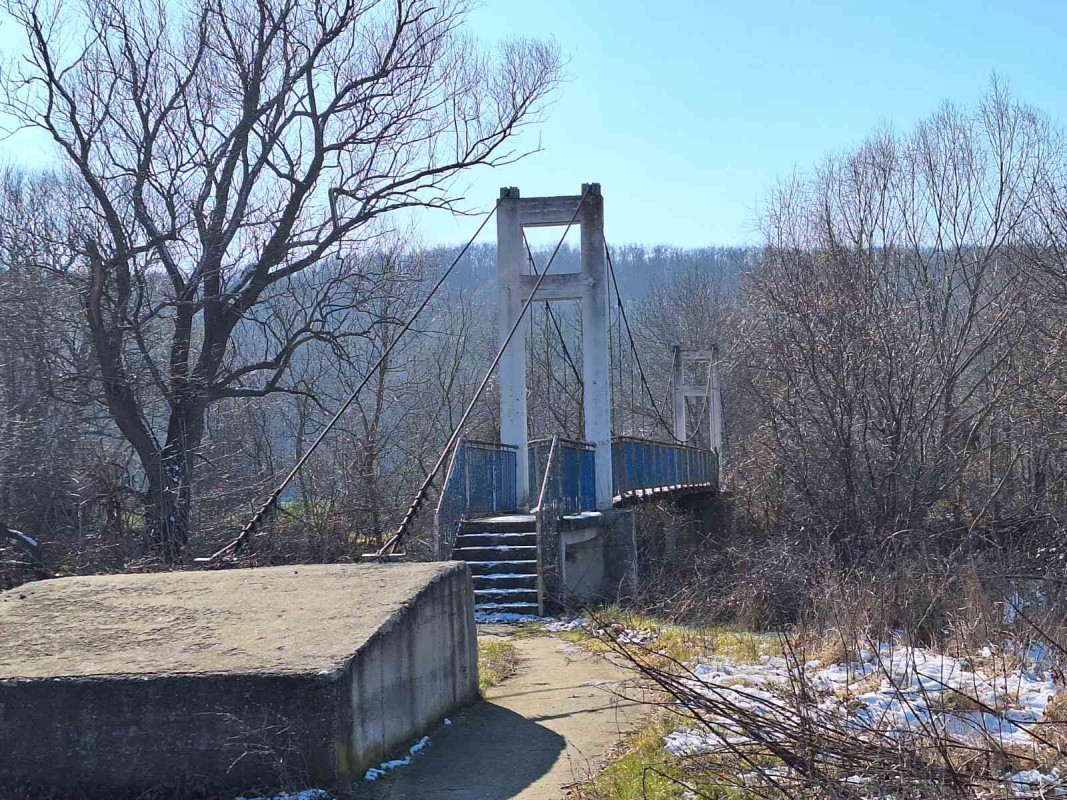 Старият мост над река Двойница, който скоро ще бъде ремонтиран