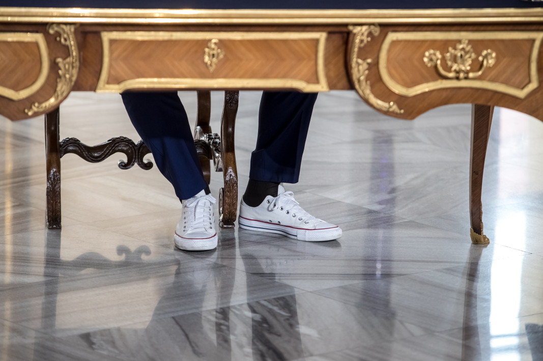 Обувките на албанския премиер Еди Рама - 12 септември 2019 г., Прага