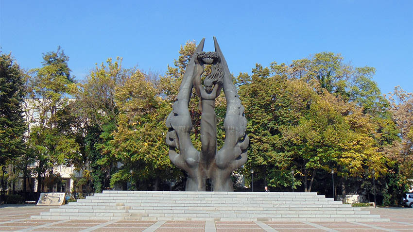 Паметникът на Съединението в Пловдив