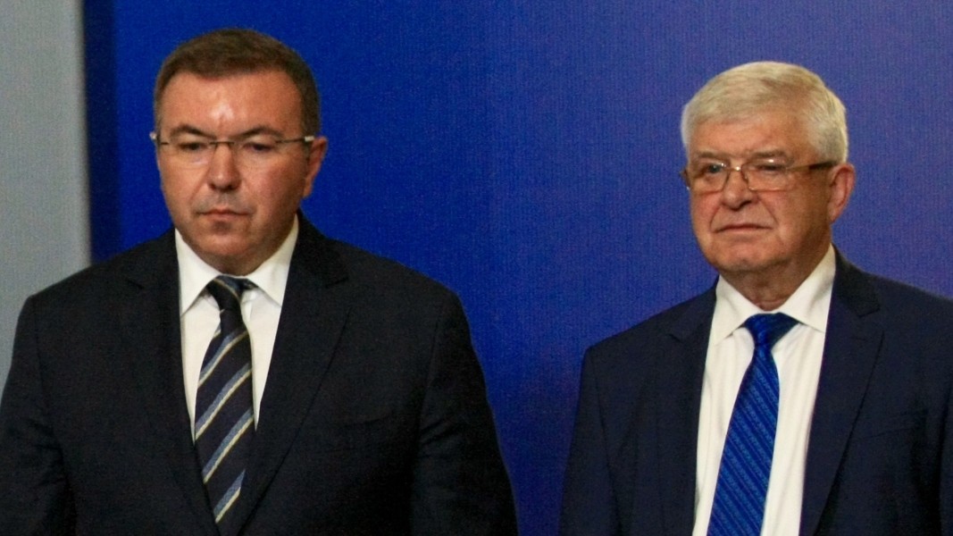Kostadin Angelov (solda) ve Kiril Ananiev.