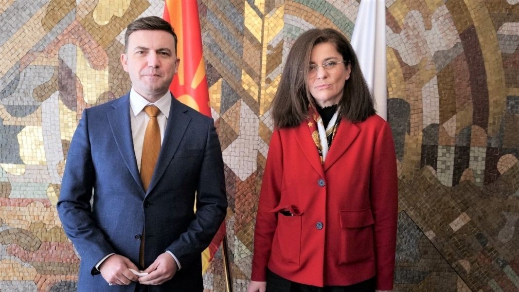 Außenministerin Gentschowska mit ihrem nordmazedonischen Amtskollegen Bujar Osmani