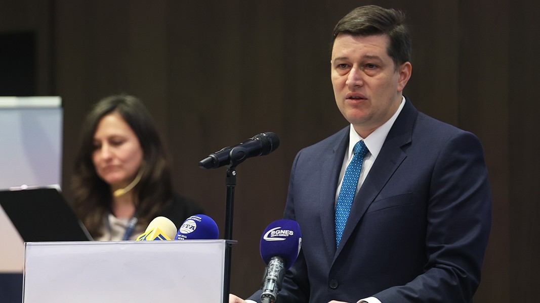 Милен Митев