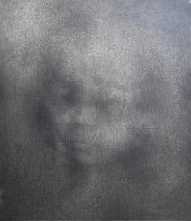 Боряна Петкова, от серията “Изчезнали”, 2014 графит, 130 x130 см Частно притежание