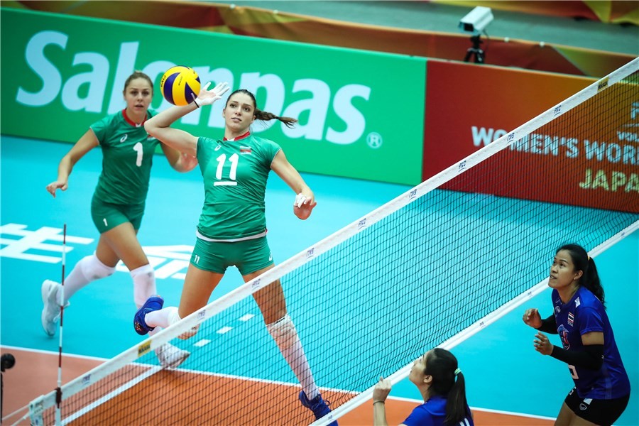 Христина Русева капитанът на волейболните ни националки коментира победата над