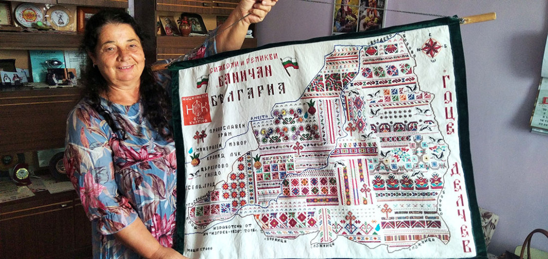 Румяна Джибова и везаната карта на селото