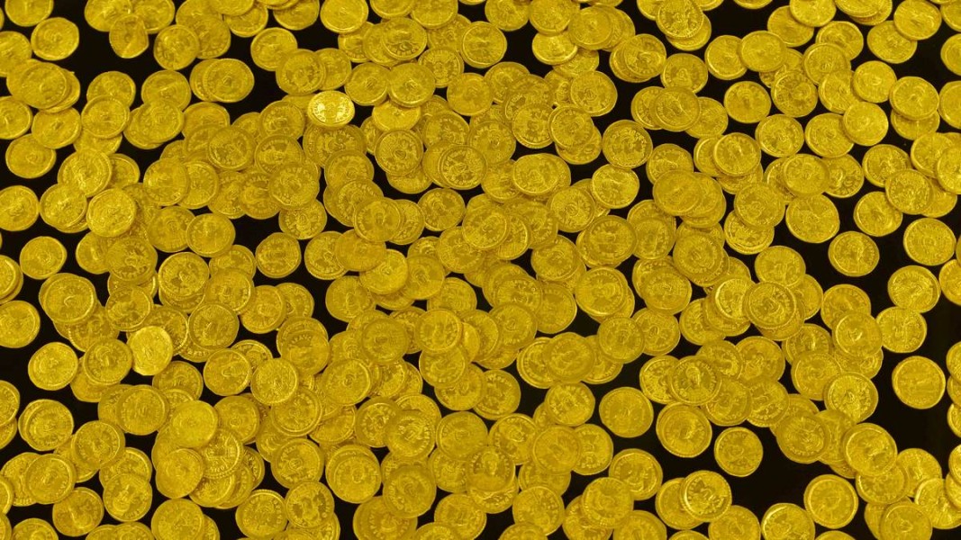 Над 800 златни монети, сечени през V век, са открити в района на древния град Абритус, дн. Разград