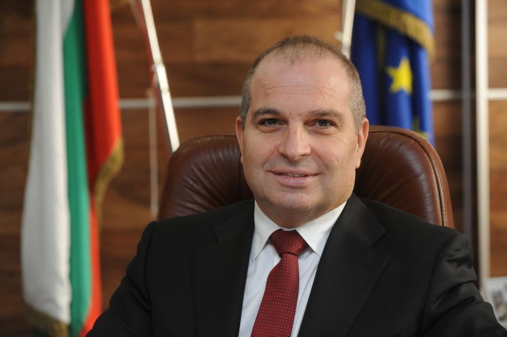 Гроздан Караджов