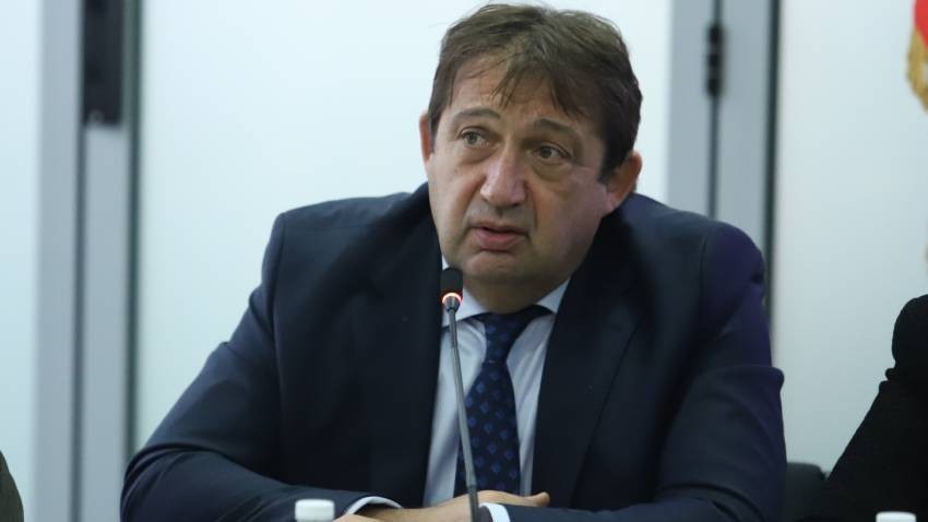 Иван Шишков