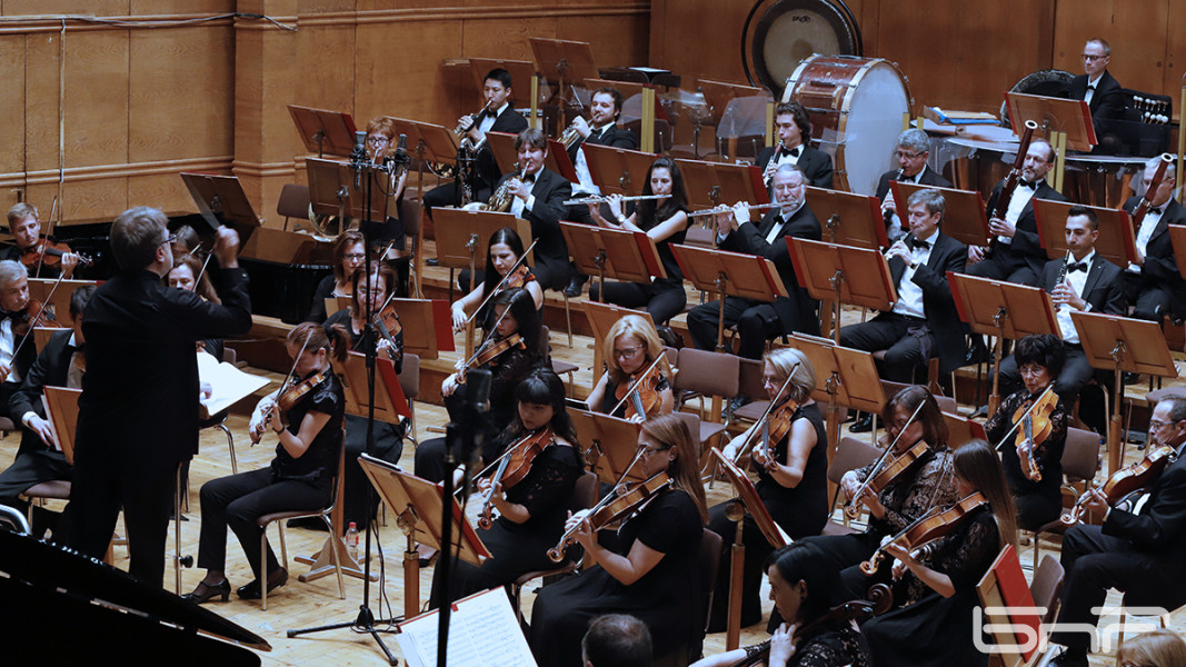  Симфоничният оркестър на БНР 