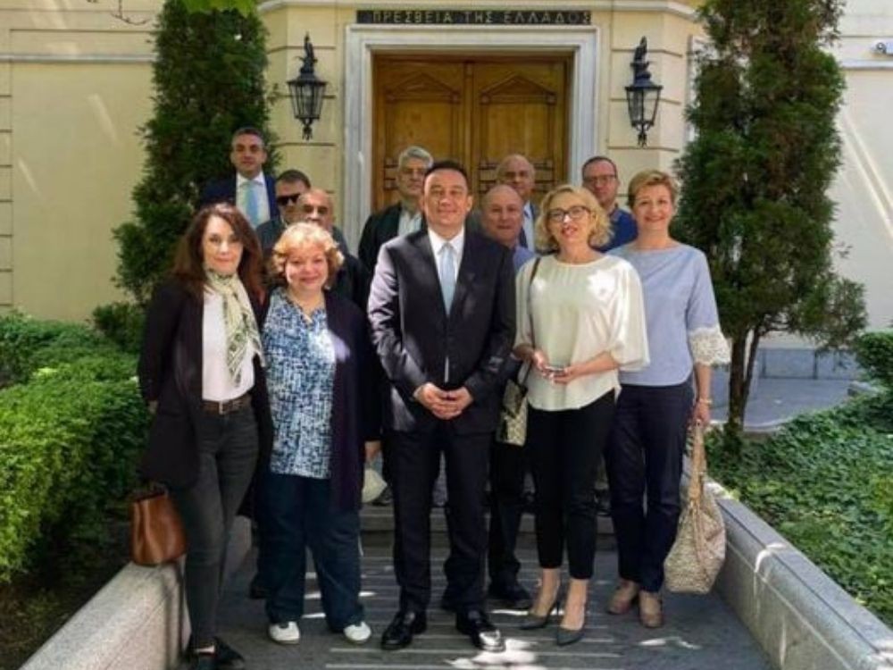 Ο υφυπουργός και ο πρέσβης με Έλληνες καθηγητές ελληνικών στην Βουλγαρία