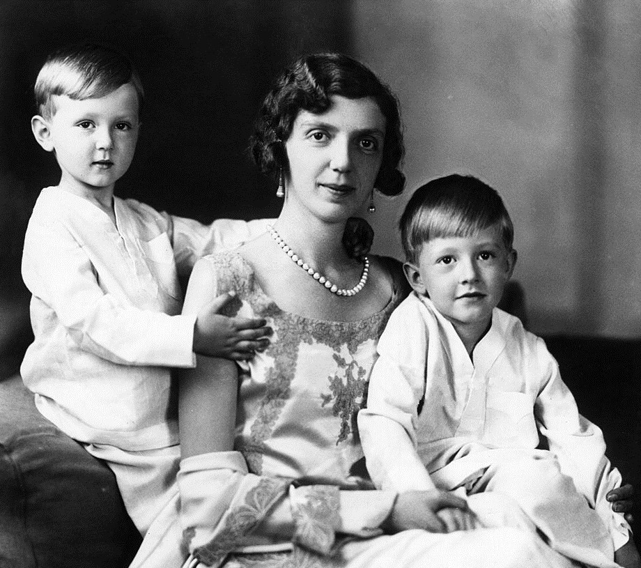 Princess Mafalda of Savoy and her sons in the 1930ies.