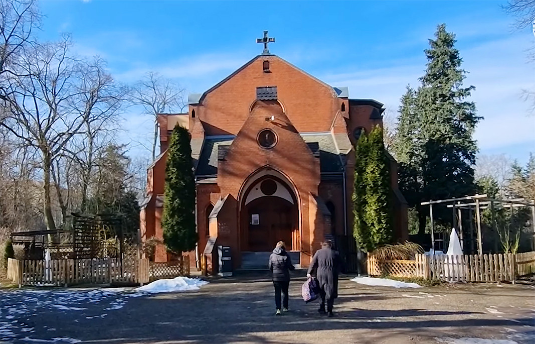 Българският православен храм „Св. Цар Борис Покръстител“ в Берлин