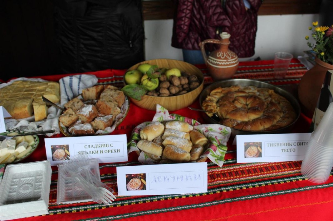 Празникът на хляба в село Голям извор     Снимка: Община Тетевен