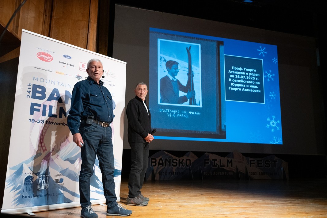 Александър Шопов (вляво) и Кънчо Долапчиев