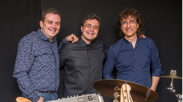 Jazz Fusion trio PlaYIS