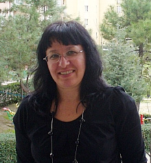 Доц. Магдалена Елчинова