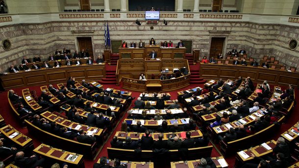 Гръцкият парламент ще обсъжда днес законопроект за нови мерки за