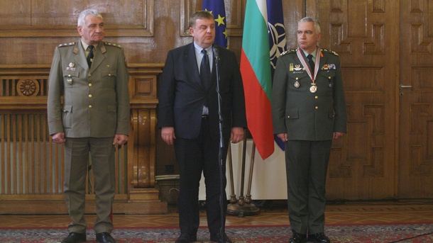 На официално посещение в България е председателят на Военния комитет