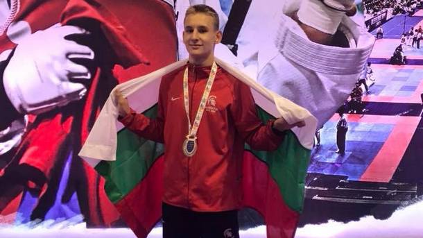 Александър Джорджев и Георги Тасков спечелиха златни медали в първия