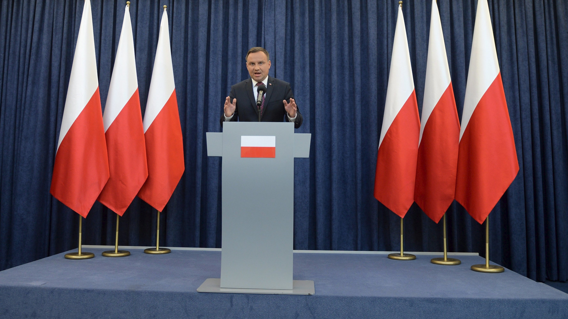 Полският президент Анджей Дуда подписа Закон за създаване на специален