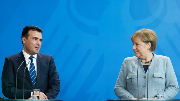 Германският канцлер Ангела Меркел заяви, че много се надява спорът