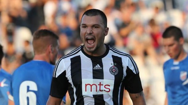 Българският нападател Валери Божинов се сбогува с хърватския футболен клуб