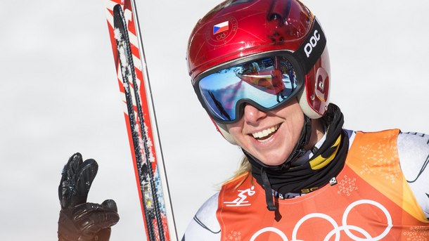 Чешката сноубордистка Естер Ледецка постигна сензационна победа в супергигантския слалом