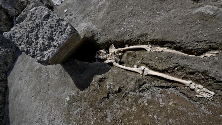 Археолозите в древния град Помпей откриха останките на мъж чиято