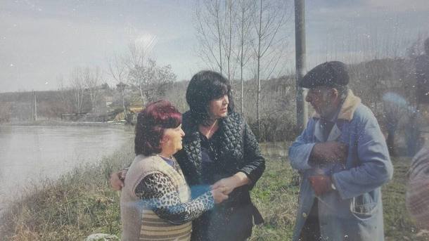 Корнелия Нинова на посещение в село Крушовица