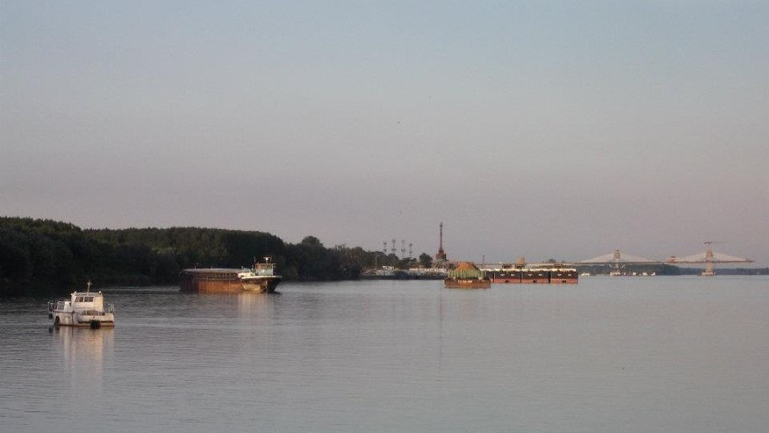 Корабът Осъм който от днес е собственост на Изпълнителната агенция