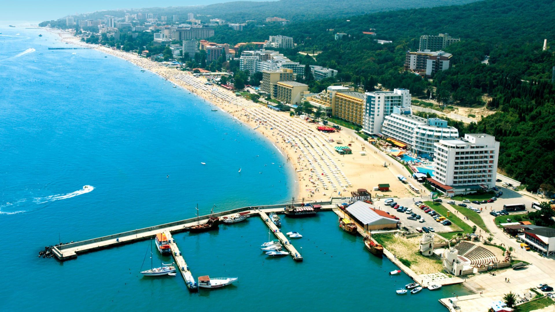 Курортите край Варна посрещнаха осем хиляди румънски туристи за Великден