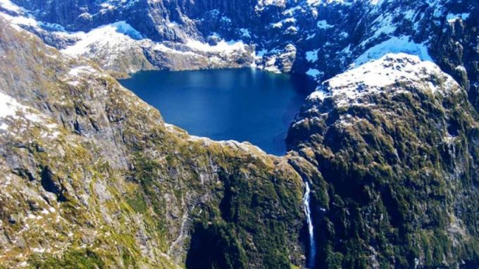 Водопадът Съдърланд в Нова Зеландия