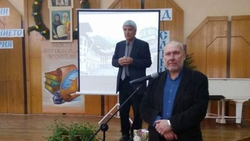 Мисия България е инициативата с която археологът проф Николай Овчаров