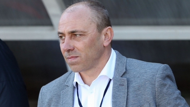 Старши треньорът на футболния Верея Илиан Илиев коментира предстоящият мач