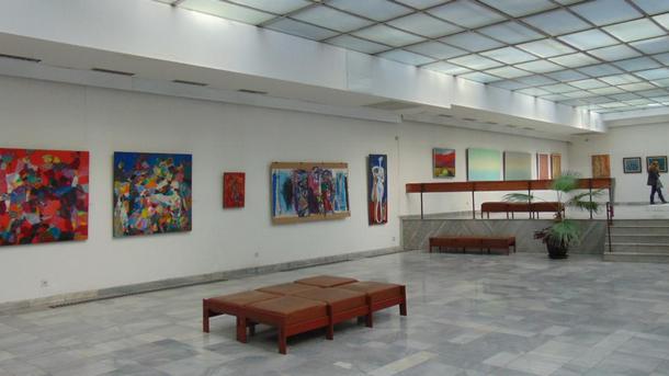 Традиционната изложба Жени художнички е открита в художествената галерия Владимир