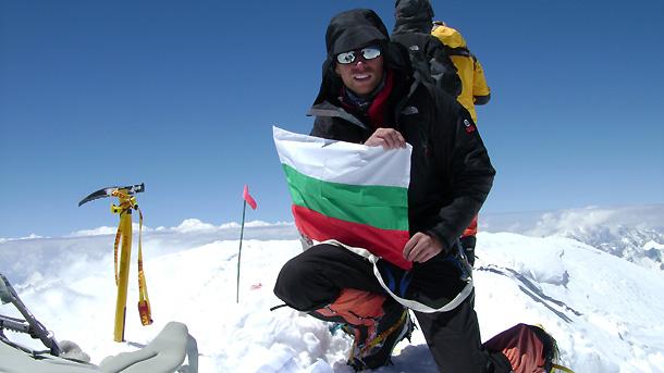 Дойчин Боянов на Гашербрум-1 или Хидън пик (8068 м), 11-ия по височина връх на планетата.