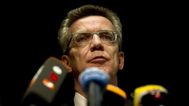 Вътрешният министър на Германия Томас де Мезиер предизвика бурни реакции