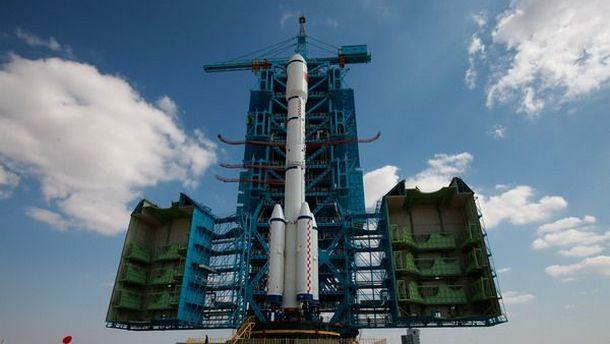 Китайската космическа станция Тянгун 1 ще излезе от орбита и ще