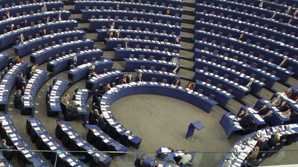 Европейската комисия почете с едноминутно мълчание паметта на журналистите Дафне