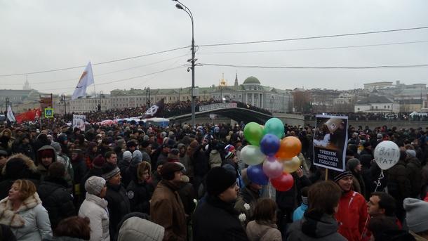 Хиляди хора се включиха в протести в цяла Русия срещу
