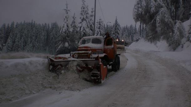 Временно за снегопочистване е затворена магистрала Люлин в посока София