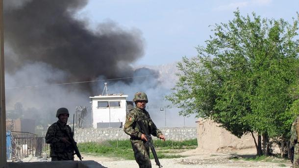 Въоръжени лица атакуваха тренировъчен център на афганистанското разузнаване в Кабул,