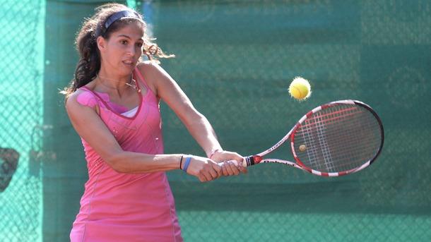  Изабелла Шиникова се класира за четвъртфиналите на тенис-турнира в Хамамет