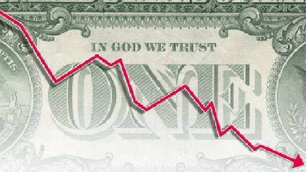 Американският долар се търгува под предпазлив натиск от продажби спрямо